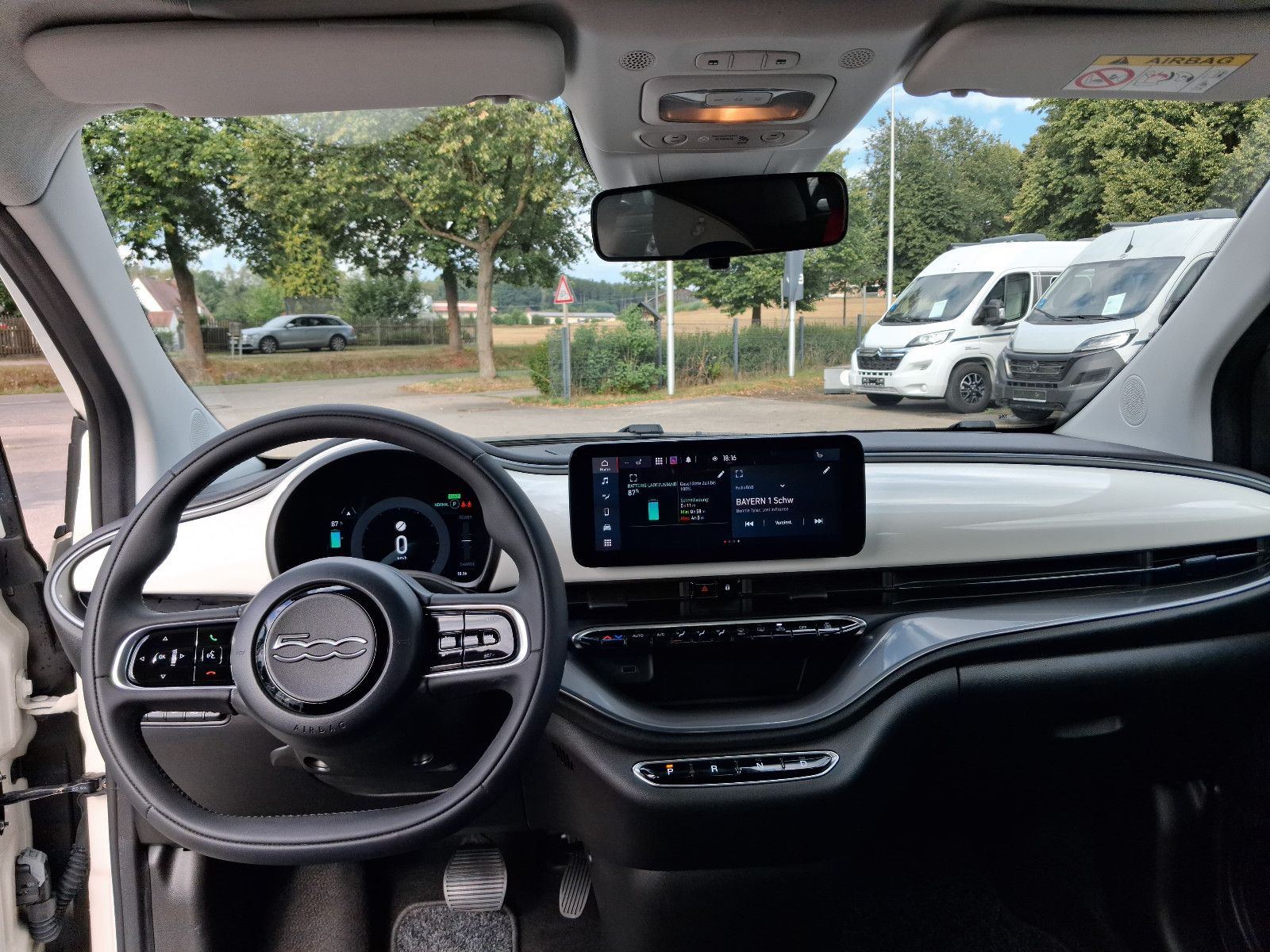 Fahrzeugabbildung Fiat 500 E  Cabrio