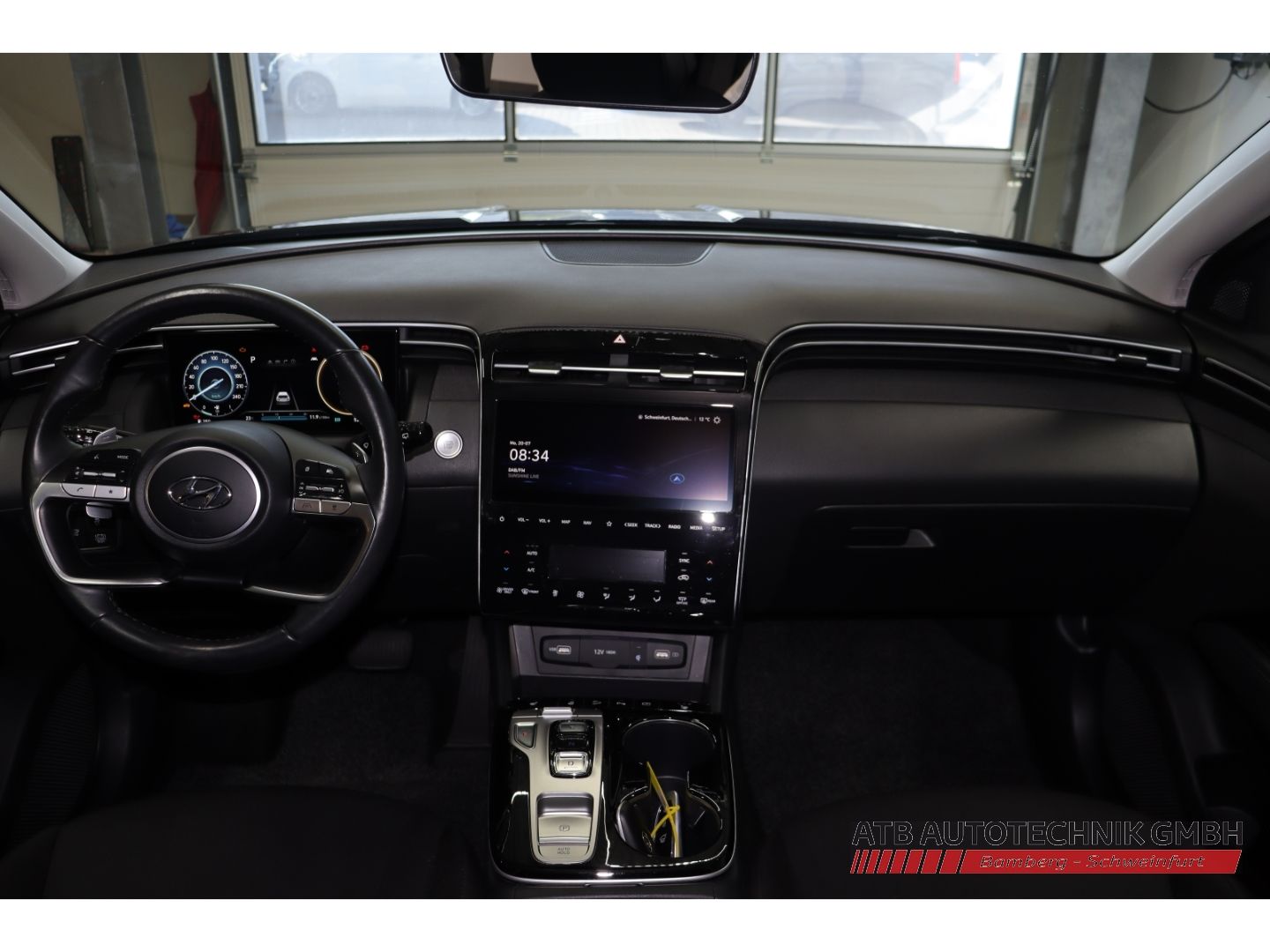 Fahrzeugabbildung Hyundai Tucson Trend Hybrid 1.6 T-GDi 2WD AHK Navi LED