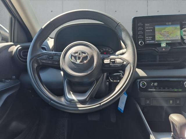 Toyota Yaris 1.5 Hybrid Business Edition *KAMERA*SHZ