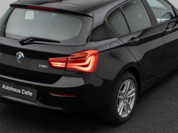 Fahrzeugabbildung BMW 116i Advantage Sitzhzg PDChint. Geschwindigkeit