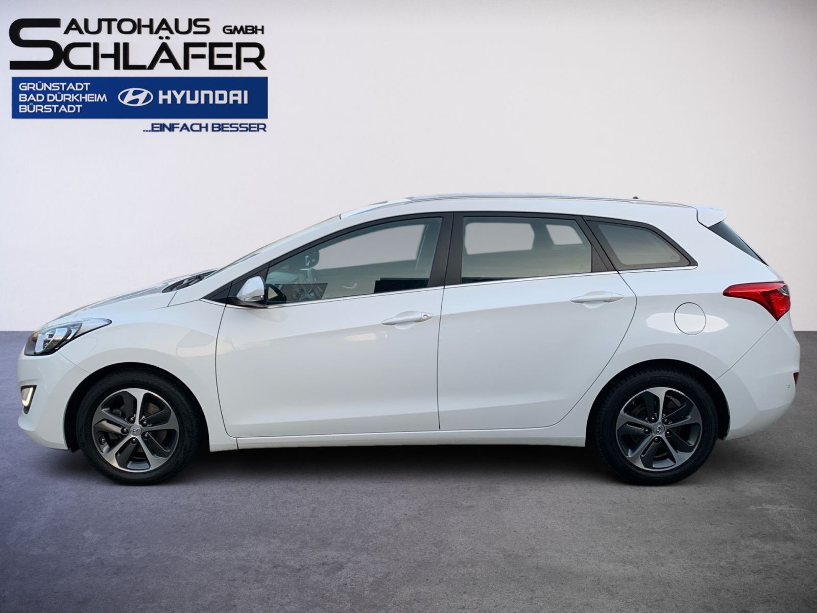 Fahrzeugabbildung Hyundai i30 cw Trend Sitzheizung Einparkhilfe