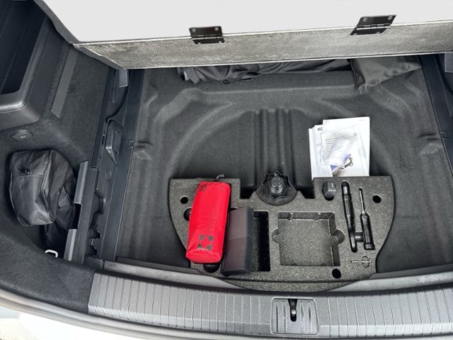 Touran HIGHLINE 1.4 TSI NAVI ACC LED PDC SHZ AHK