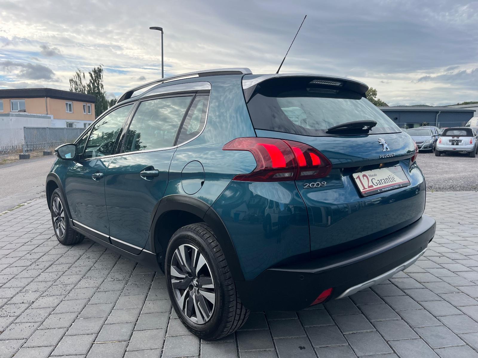 Peugeot 2008 Allure Navi 1.Hand