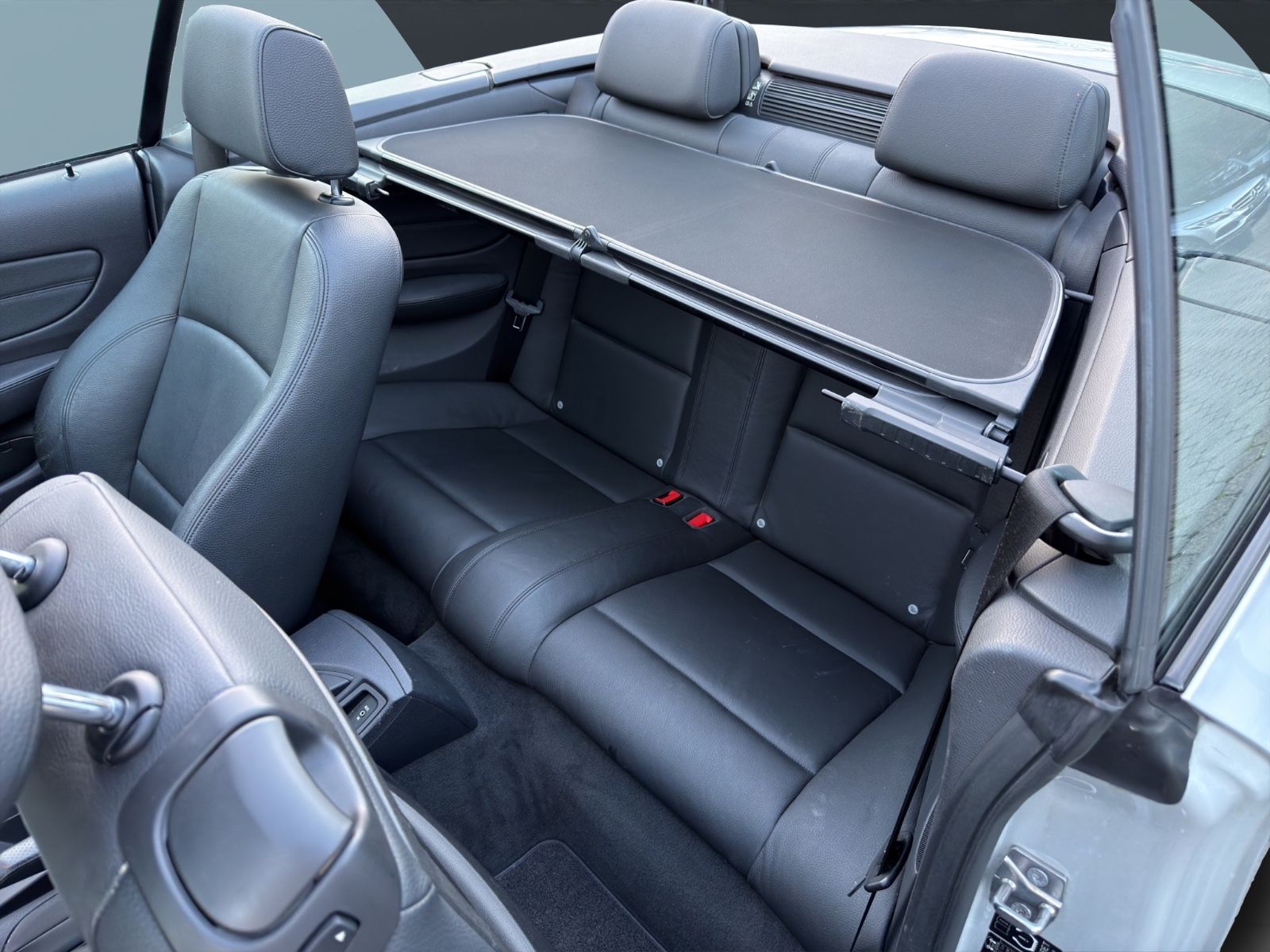 Fahrzeugabbildung BMW 120 Cabrio 120 i | M | Automatik | Vollleder |