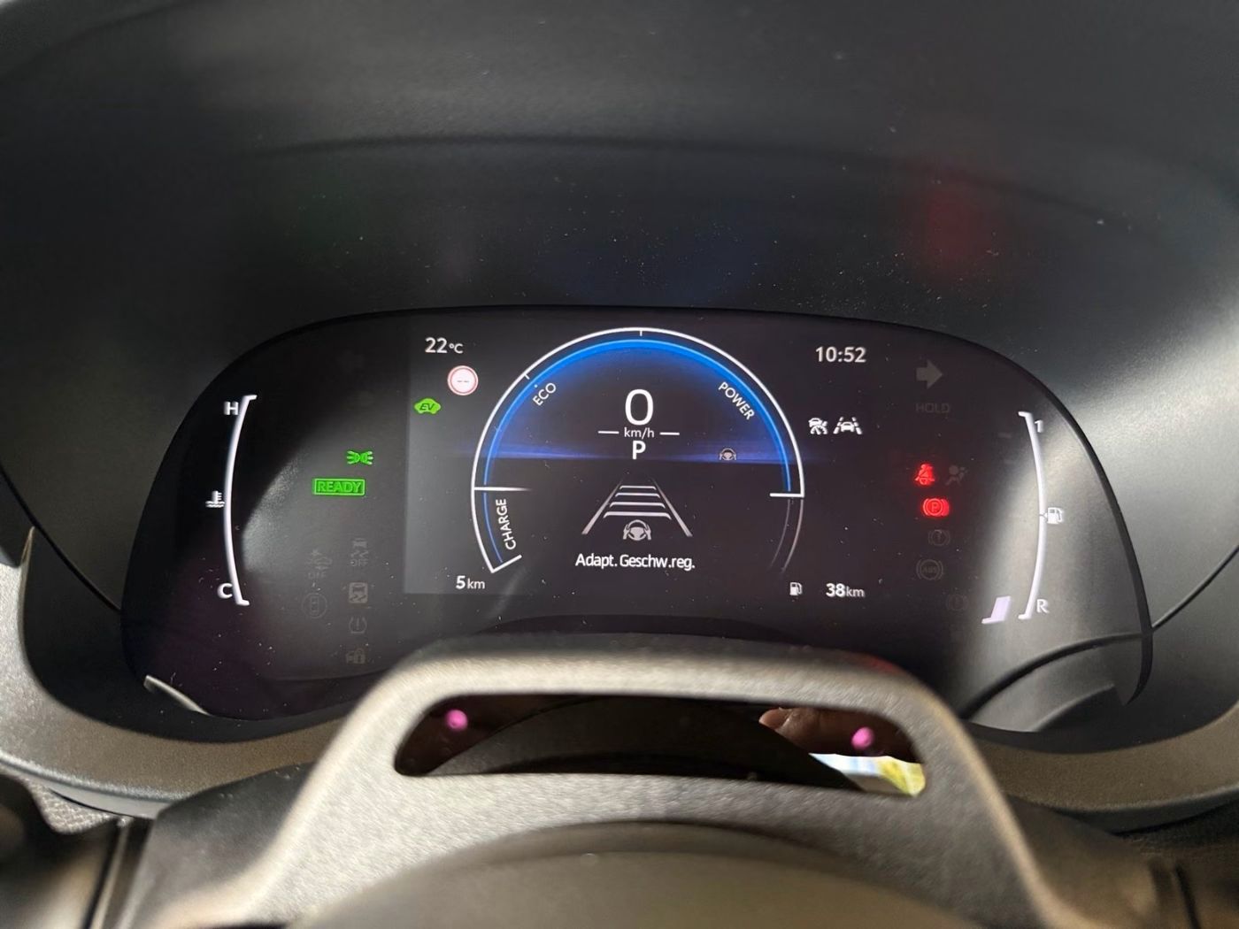 Fahrzeugabbildung Toyota Yaris Cross Teamplayer 1.5-Hybrid KAMERA LED ACC