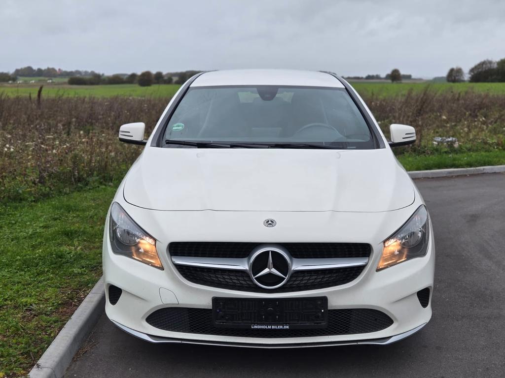 Mercedes-Benz CLA 200