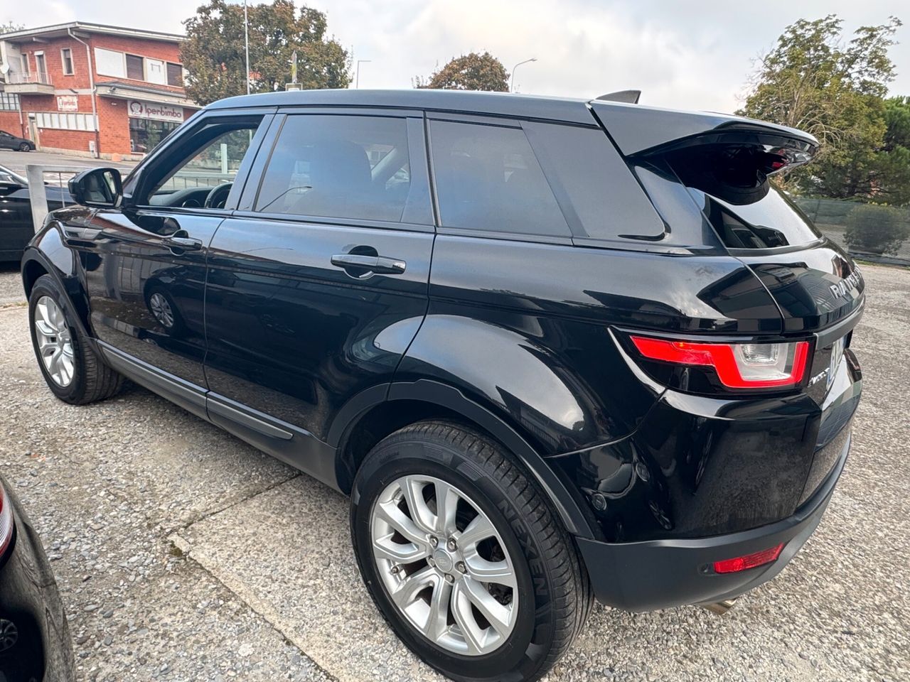 Land Rover Range Rover Evoque 2.0 TD4 4x4 Auto F imagem 3