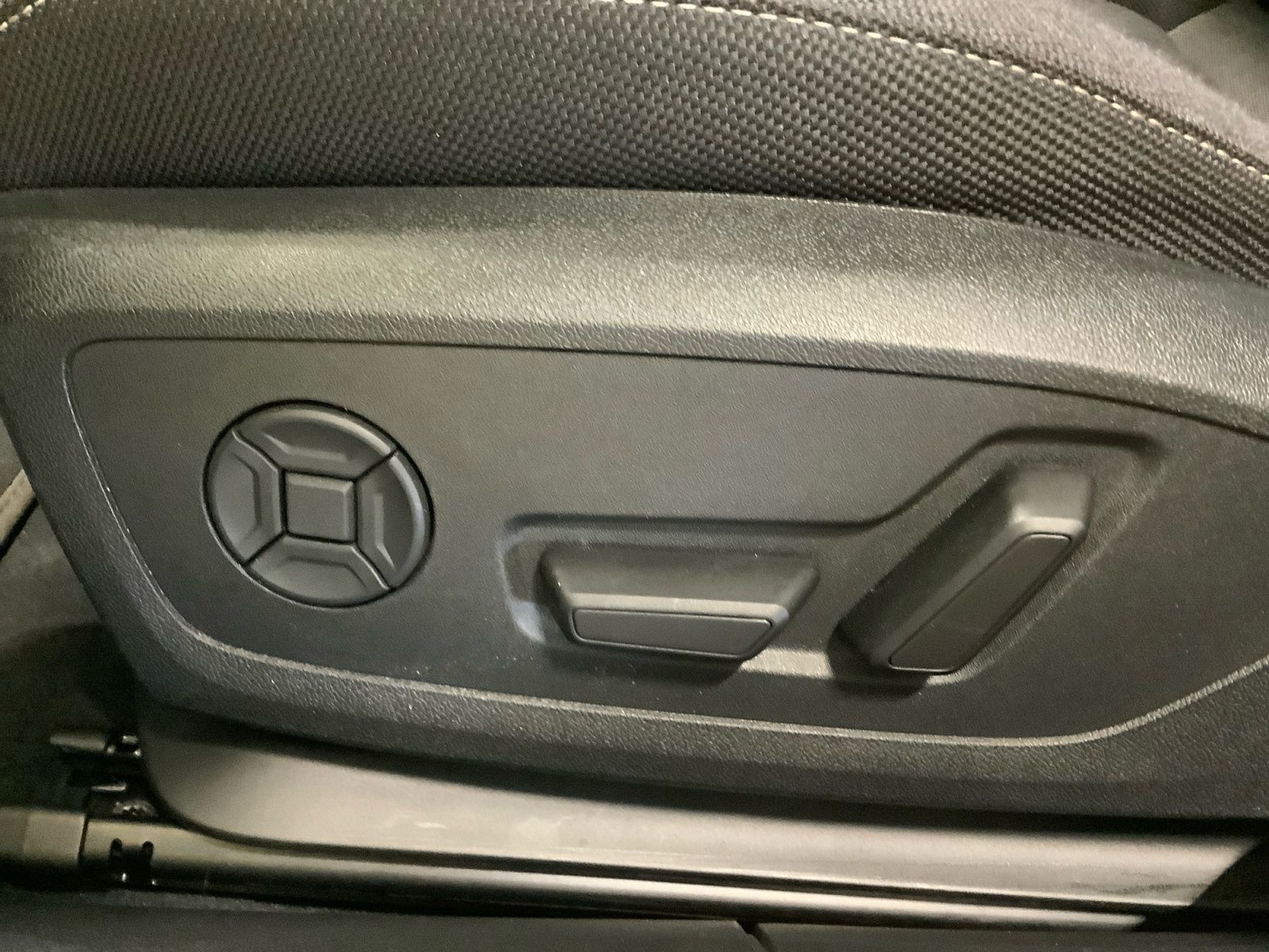 A6 Avant TDI quattro S-line edition one, Headup+