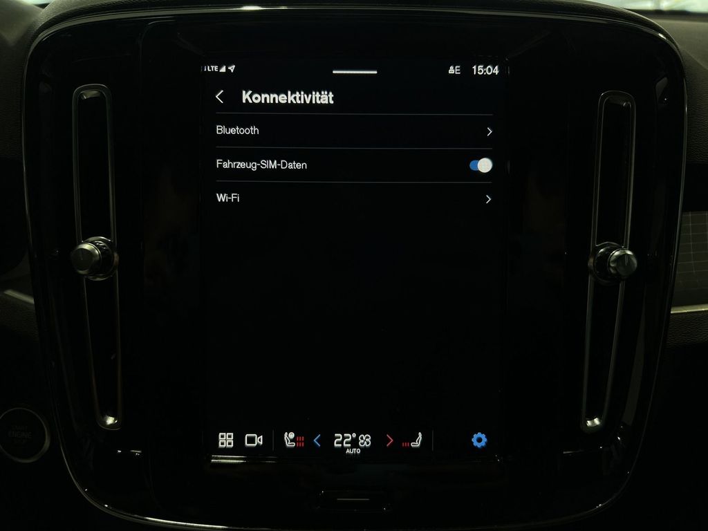 Volvo XC40 B4 Plus Dark ACC BLIS Kamera 19Zoll LED H/K