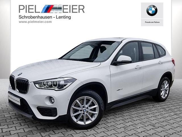 BMW X1 xDrive20i Advantage AHK LED Pano Navi RFK