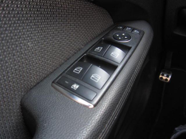 Mercedes-Benz E E 350 CDI BlueEfficiency (212.225)