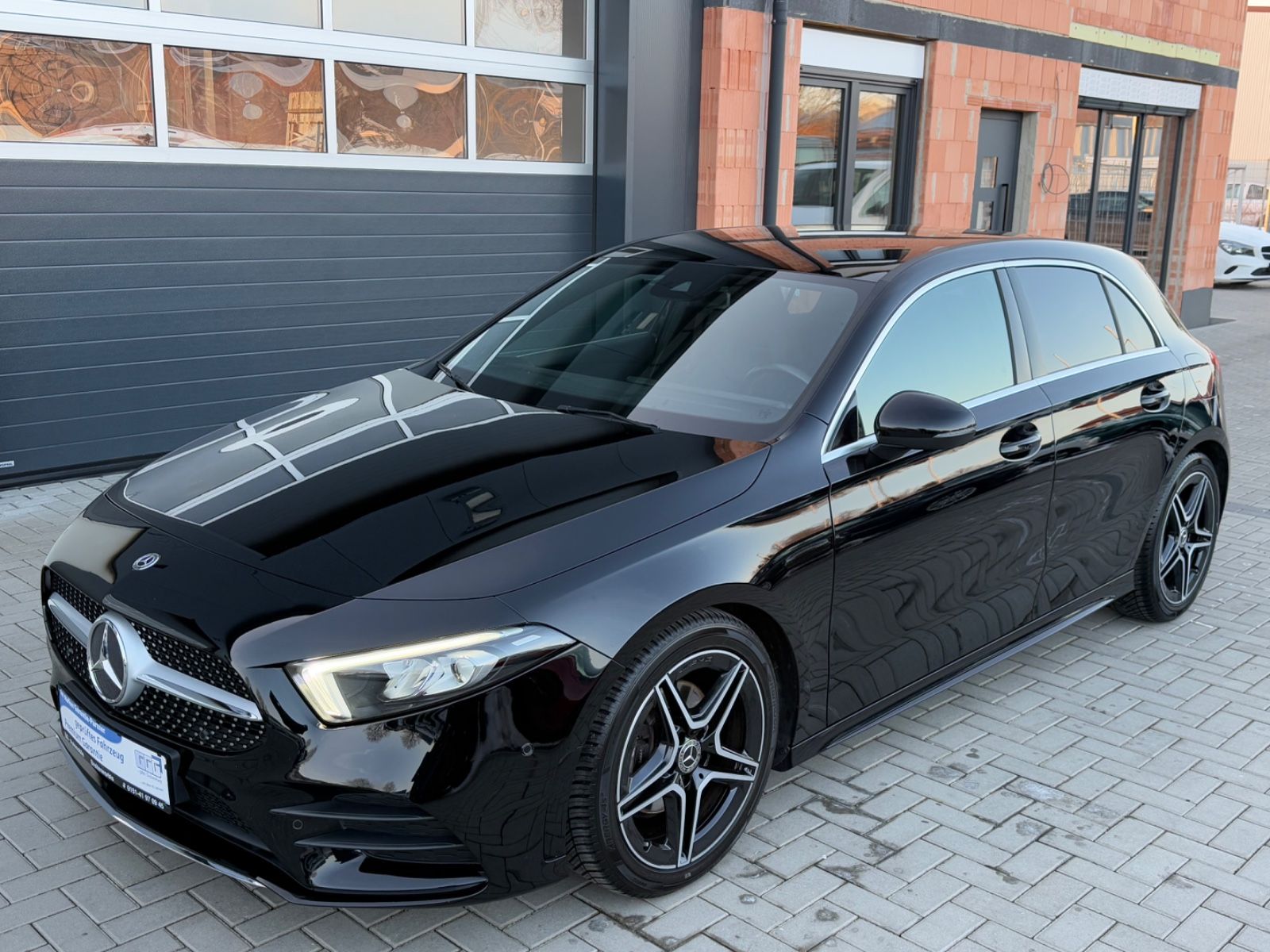 MERCEDES-BENZ A 180 AMG LINE *LED*NAVI*KAMERA*TEMPO*AMBIENTE*