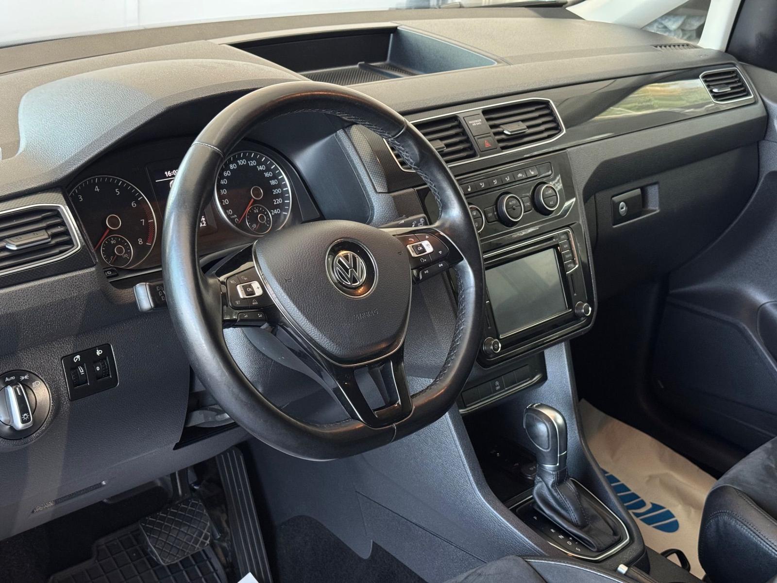 Volkswagen Caddy Maxi DSG Highline Rollstuhlgerecht-Rampe