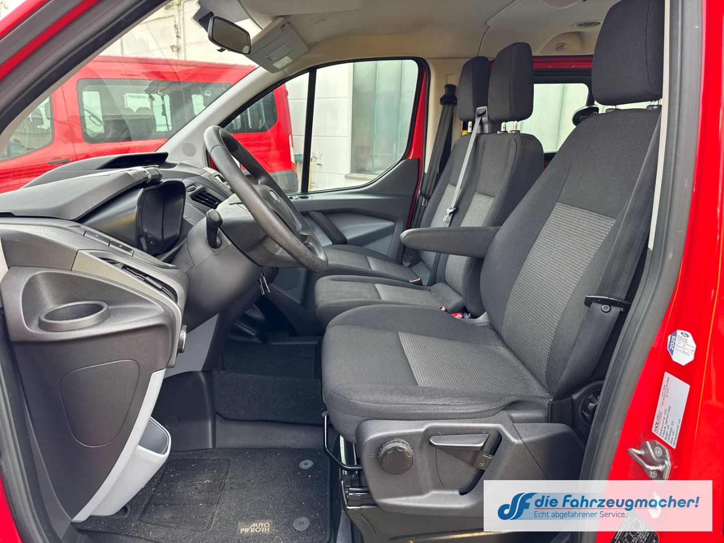 Fahrzeugabbildung Ford Transit Custom 300 L1 *7035 *KLIMA Berganfahrass