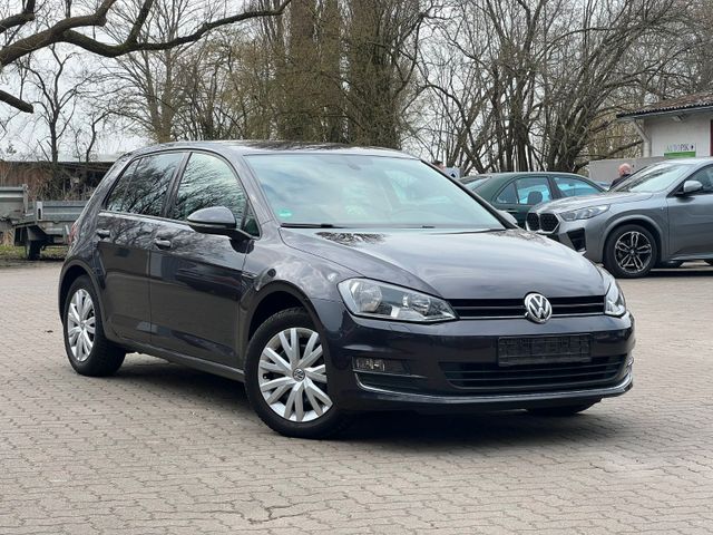 Volkswagen Golf VII Lim. Lounge BMT