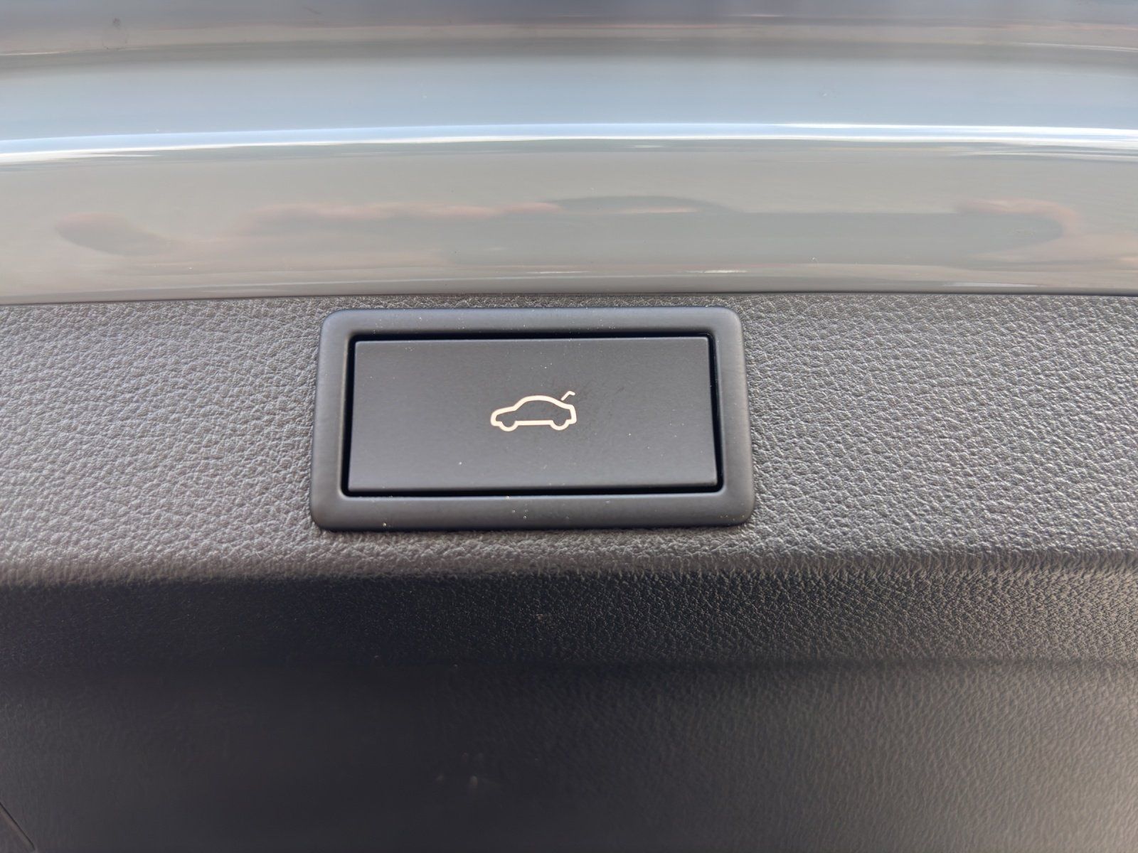 Fahrzeugabbildung SKODA Octavia Combi RS Final Edition 2,0 TDI 147 kW DS