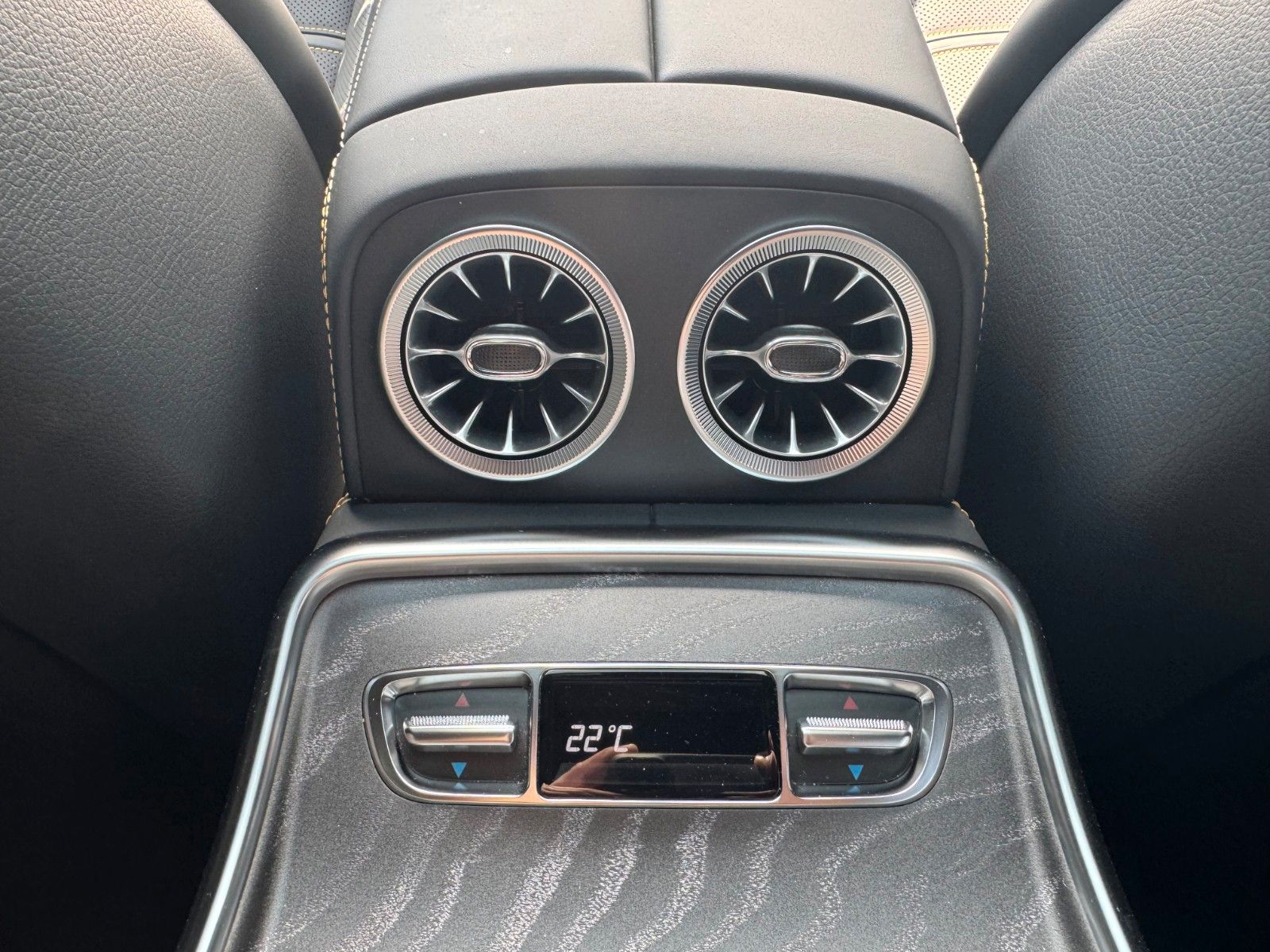 Fahrzeugabbildung Mercedes-Benz AMG GT S AirM+Burm+Standh+HUD+360+VOLL