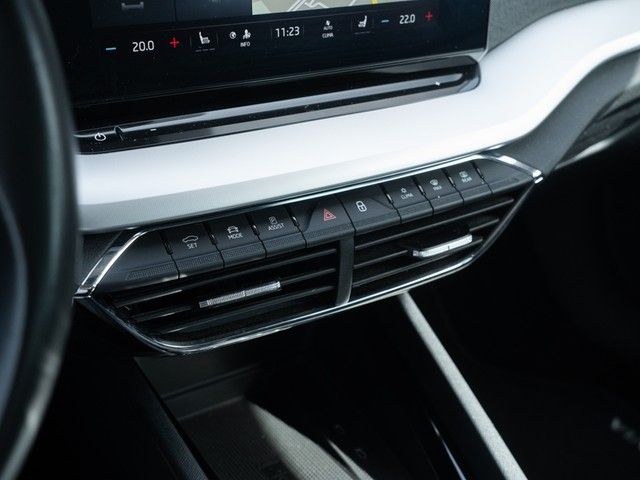 Octavia Combi 2.0 TDI Style DSG AHK+HUD+NAVI+SID