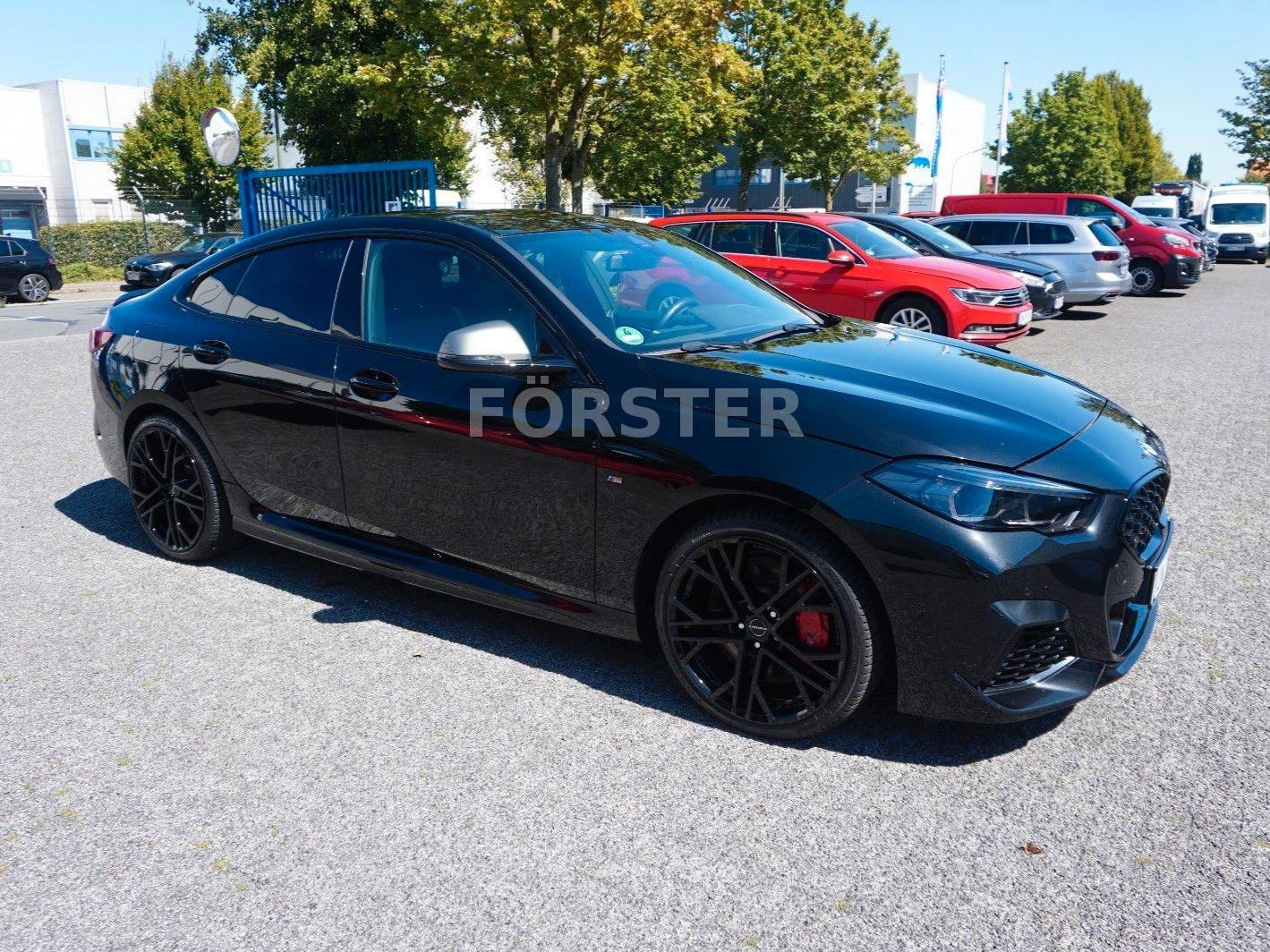 BMW M235
