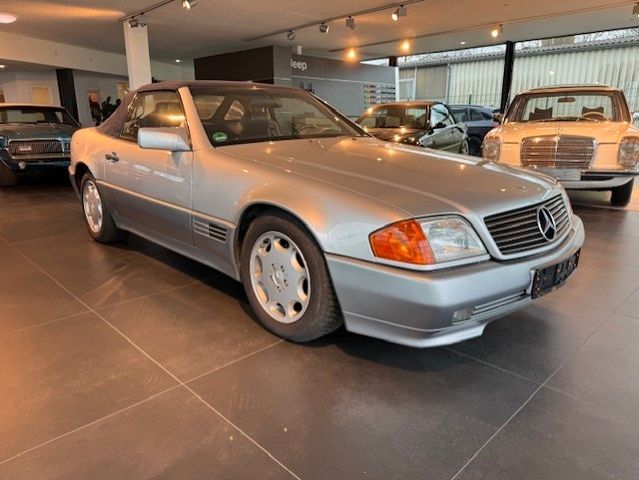 Mercedes-Benz SL300