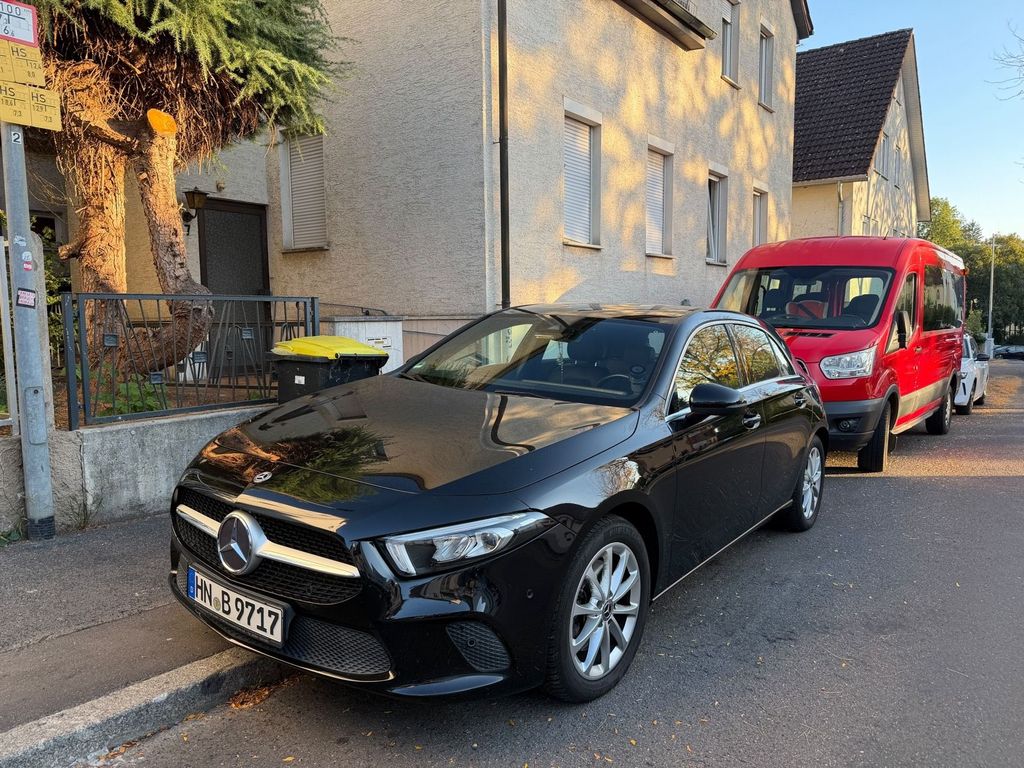 Image of Mercedes-Benz A 220