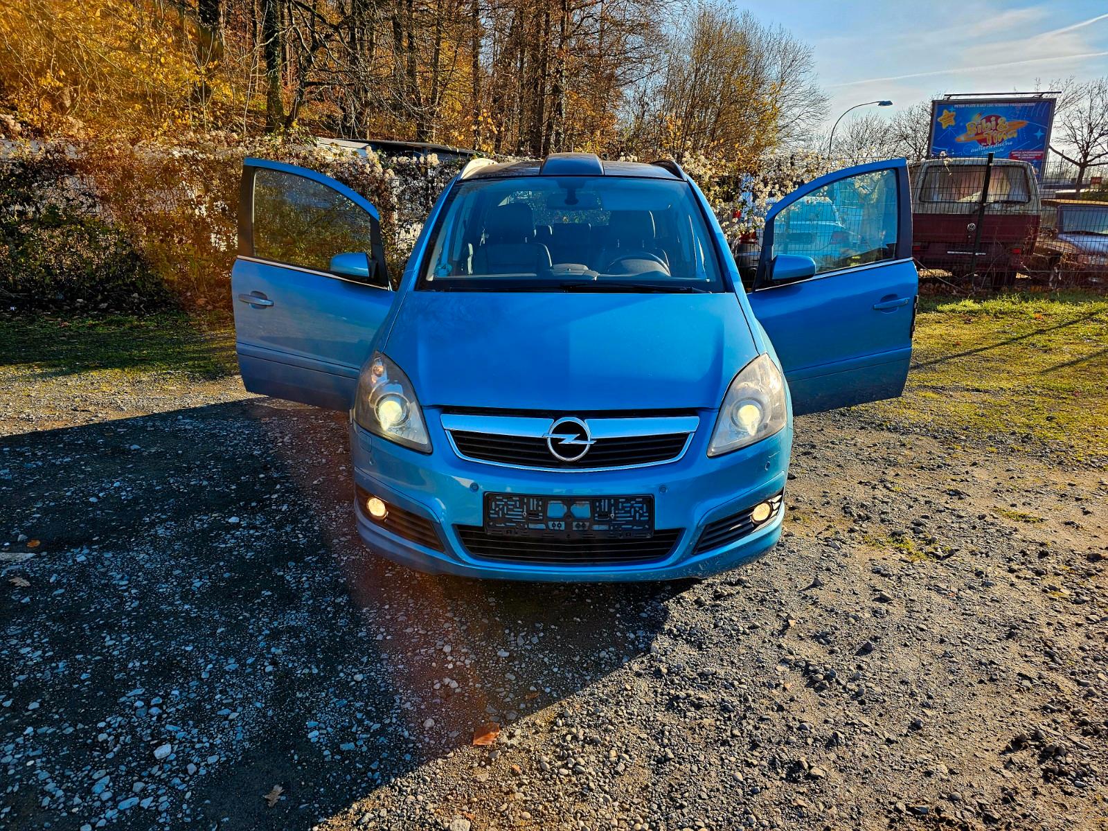 Opel Zafira B Sport OPC ,Automatik,Voll Ausstattung