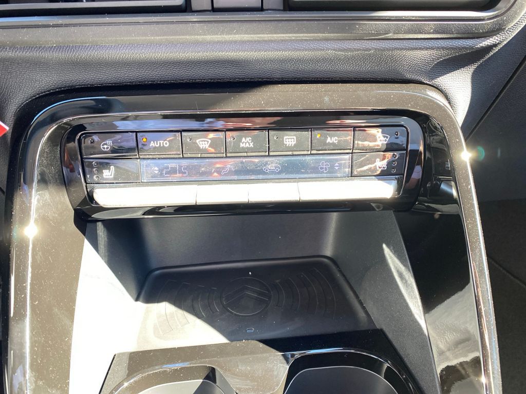 Fahrzeugabbildung Citroën C3 Aircross Hybrid Automatik 145 MAX *Winterpak*