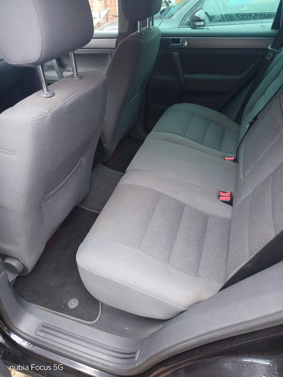Volkswagen Touareg 2006 — photo 5