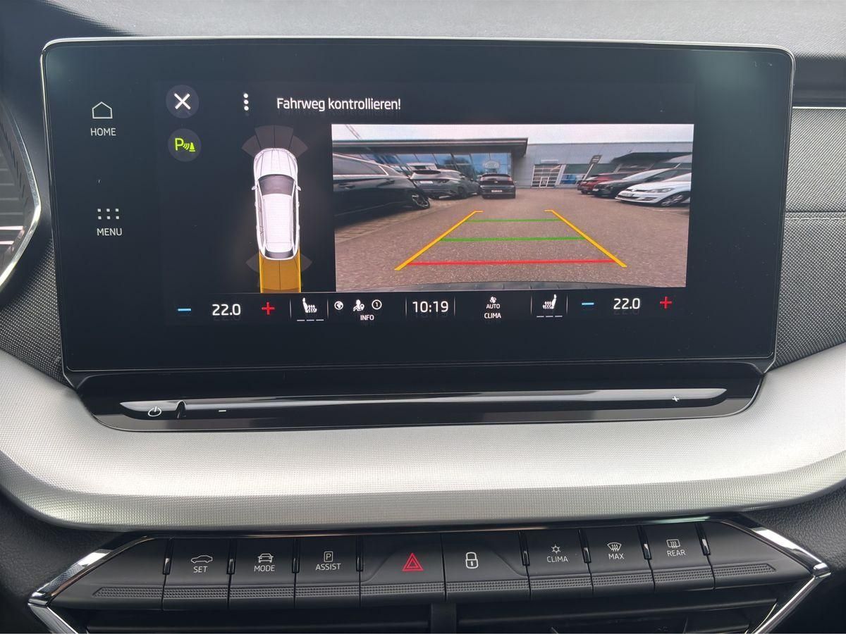 Octavia Style 1.5 TSI  e-TEC DSG RFK HUD ACC