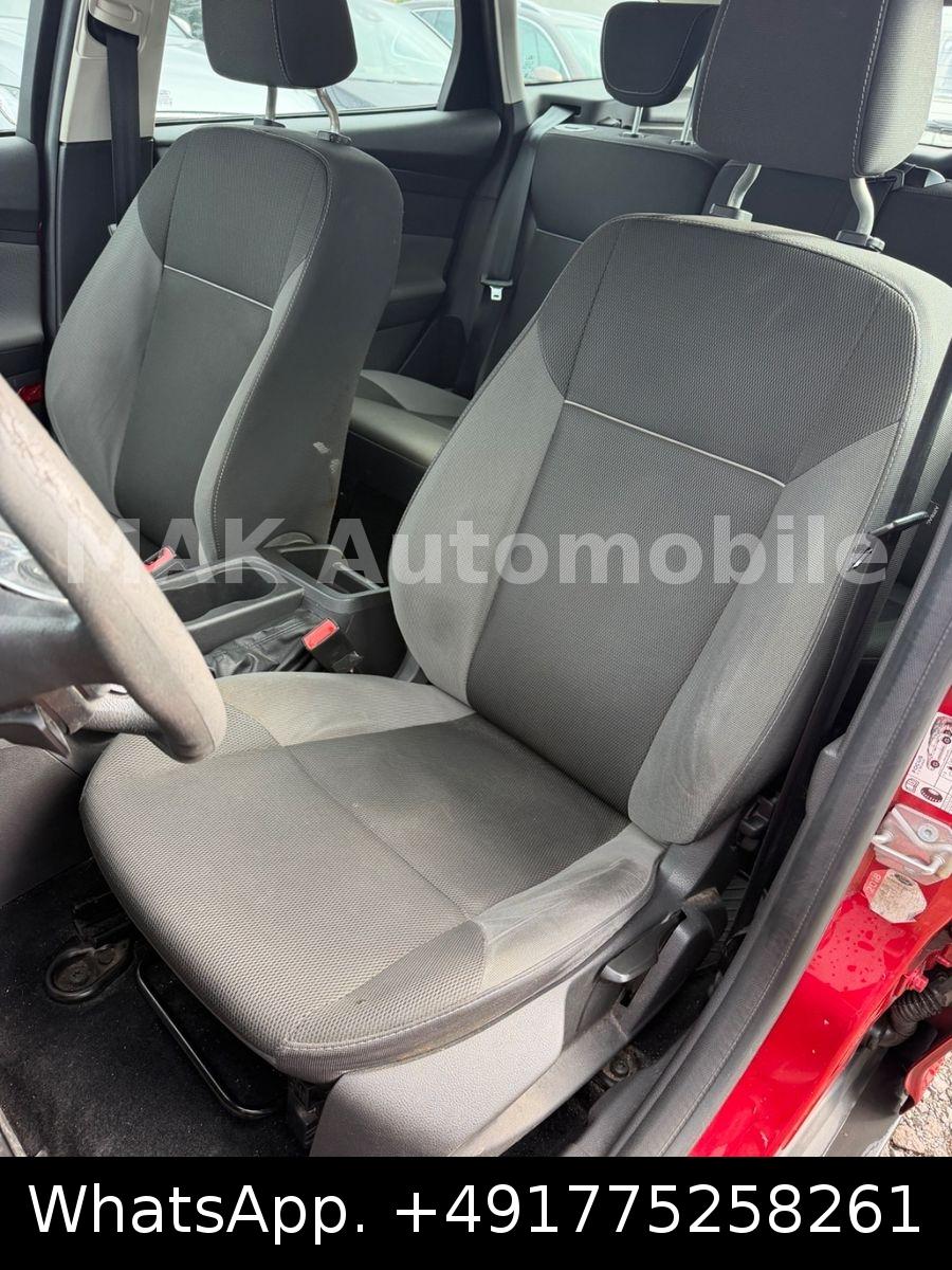 Ford Focus 2014 — фото 12