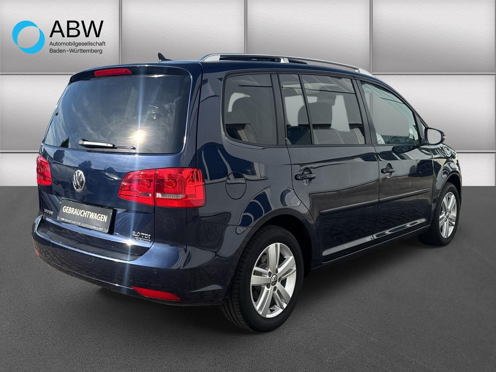 Fahrzeugabbildung Volkswagen Touran Match 2.0 TDI BMT 7-Sitzer Panoramadach