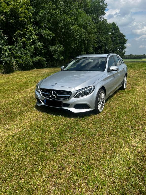 Image of Mercedes-Benz C 200