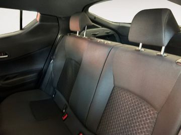 Toyota C-HR - 7