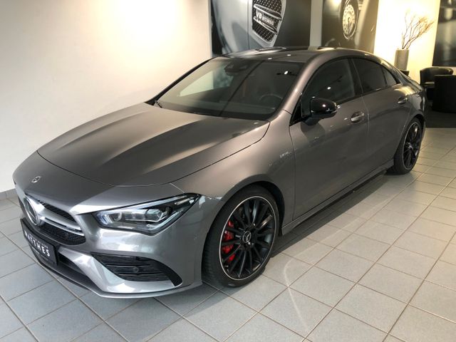 Fahrzeugabbildung Mercedes-Benz CLA 35 AMG 4M Coupe Night/Multibeam/Distronic