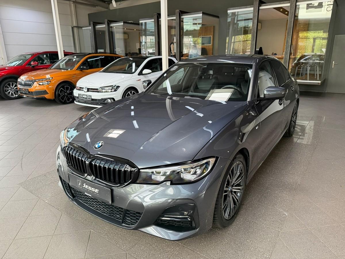 BMW 330 i M Sport Live-Cockpit LED SHZ PDC
