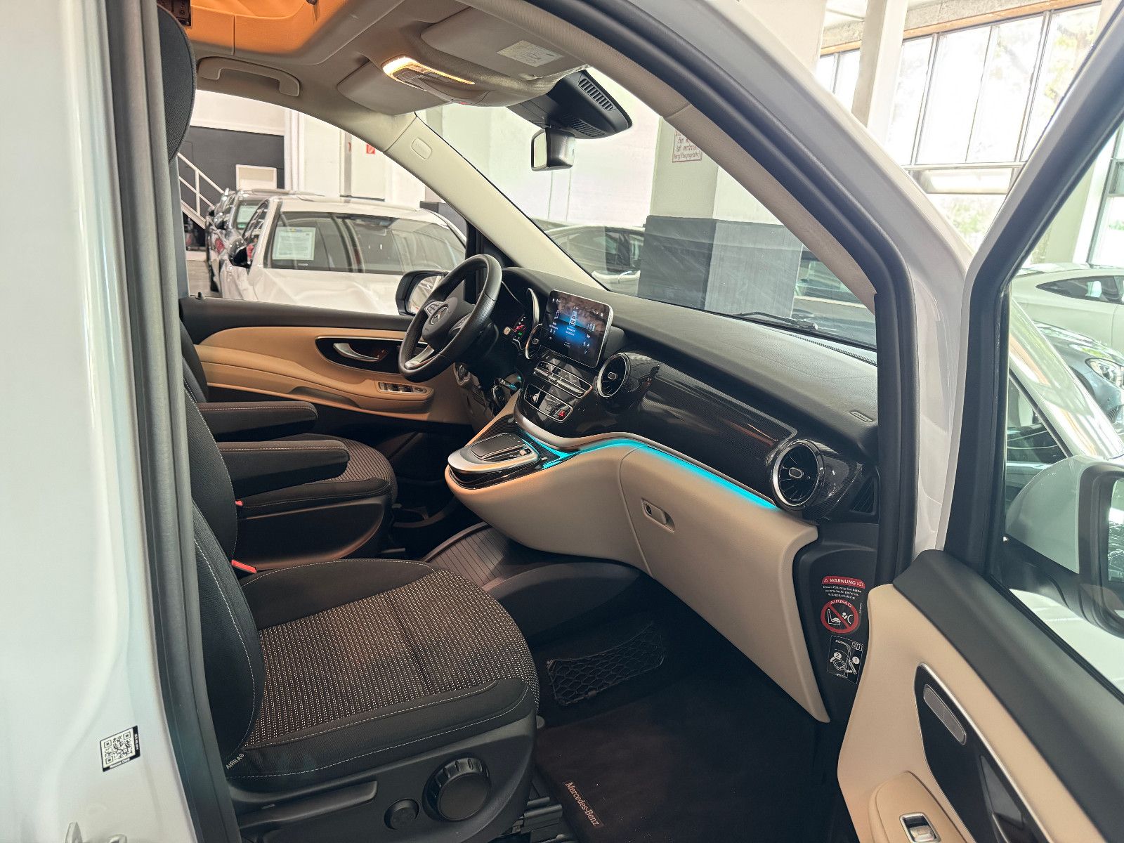 Fahrzeugabbildung Mercedes-Benz V 220 d 9GT MARCO POLO SPORTPAKET AHK LED MBUX+