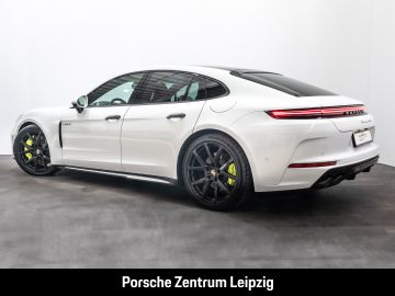 Porsche Panamera - 3