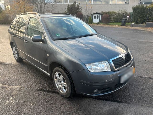 Skoda fabia. 1,4. Benzin