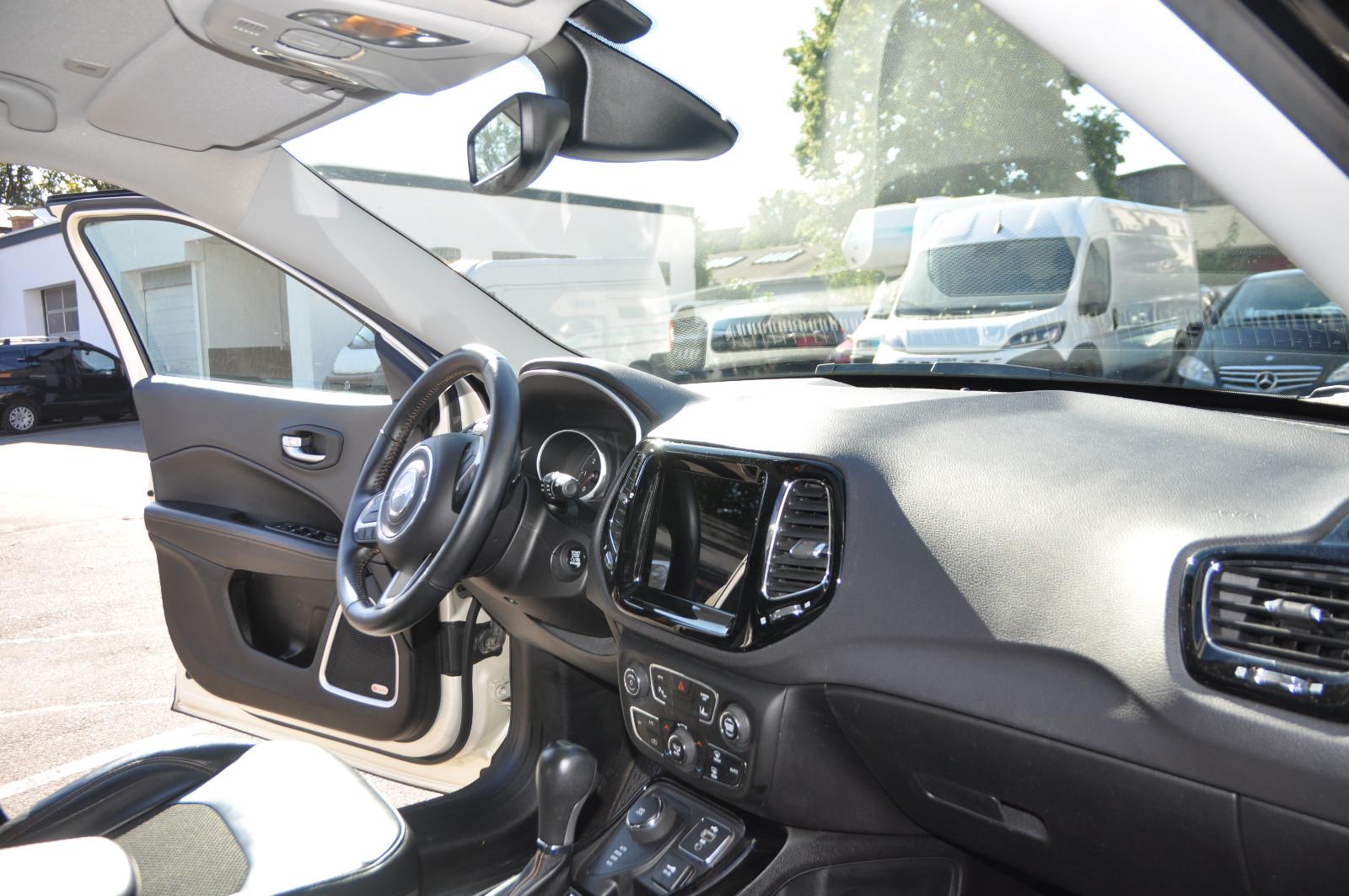 Jeep Compass Opening Edition 4WD