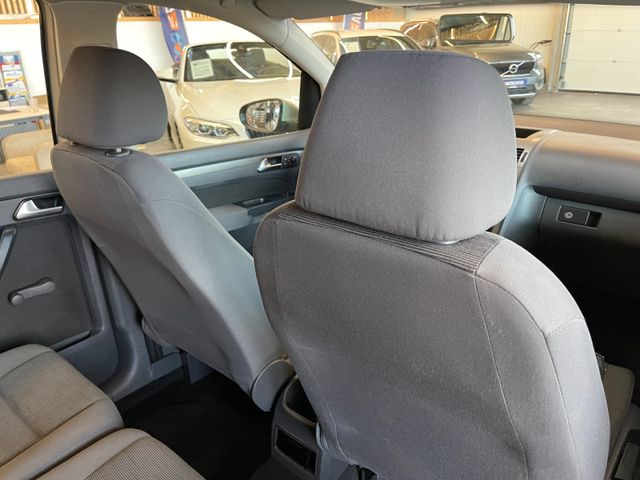 Volkswagen Touran Conceptline *KLIMA*TEMPOMAT*SZHZ*