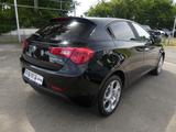 Alfa Romeo Giulietta 1.4 TB 16V 120PS  KLIMA RADIO PDC ALLW - Alfa Romeo Giulietta aus 2019