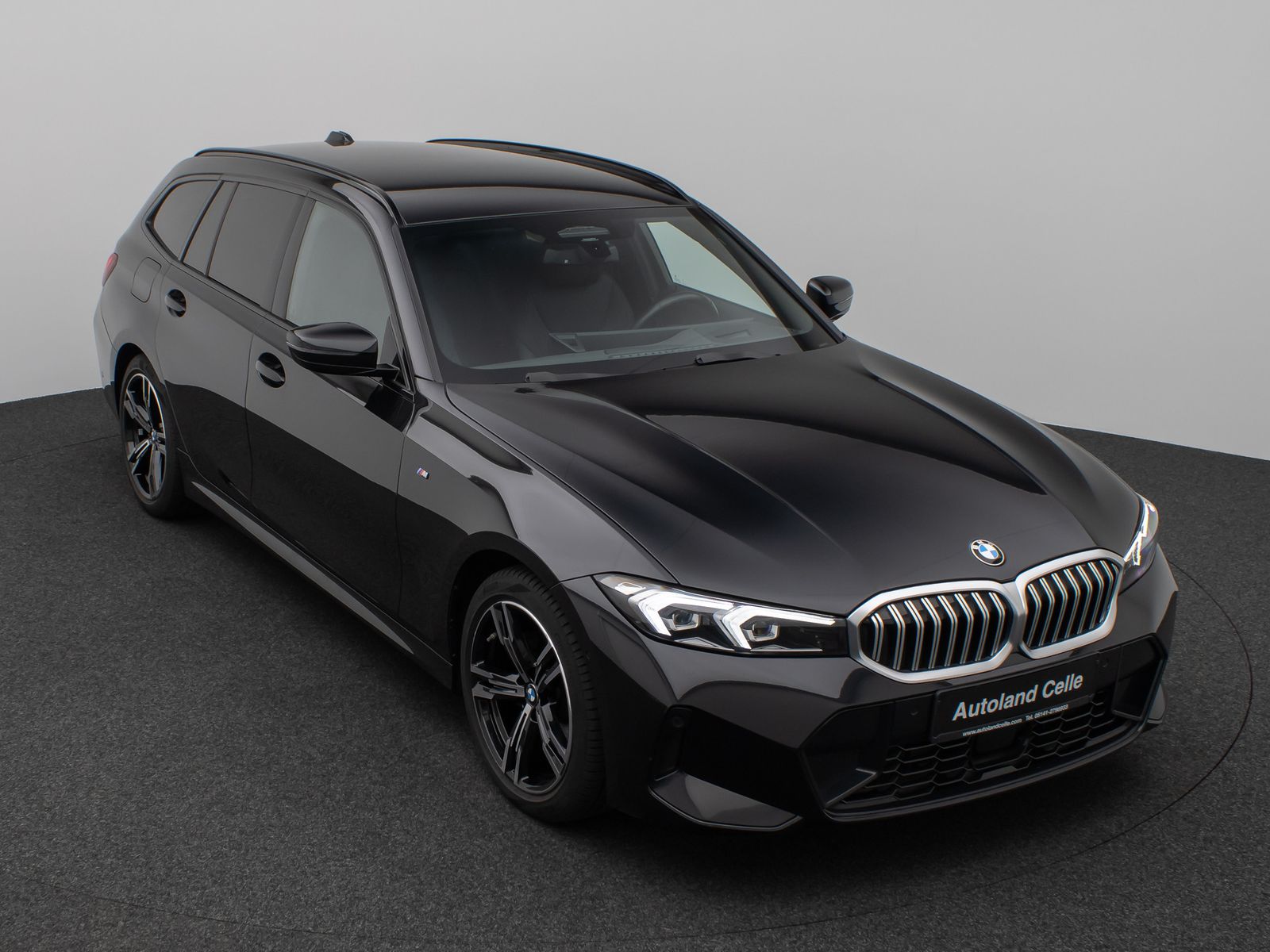 Fahrzeugabbildung BMW 318i M Sport Kamera HUD DAB HiFi Fernlichtassist