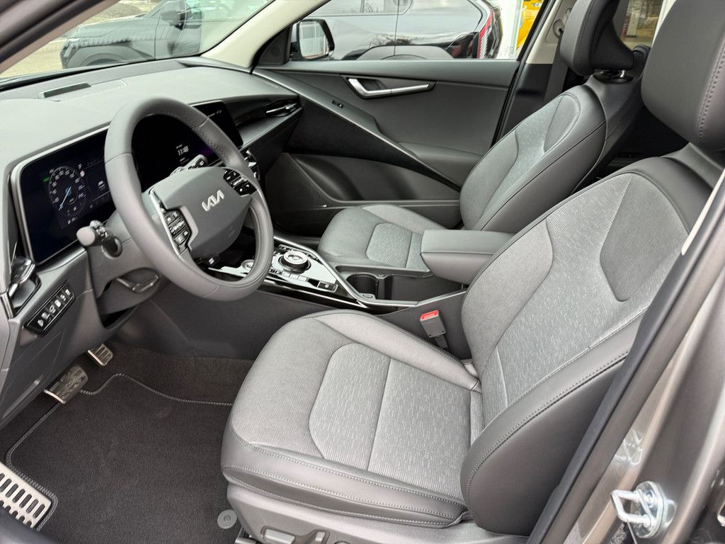 Fahrzeugabbildung Kia Niro 1.6 Plug-in Hybrid Spirit