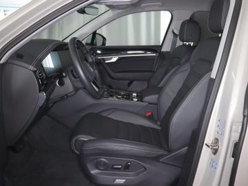 Volkswagen Touareg - 4