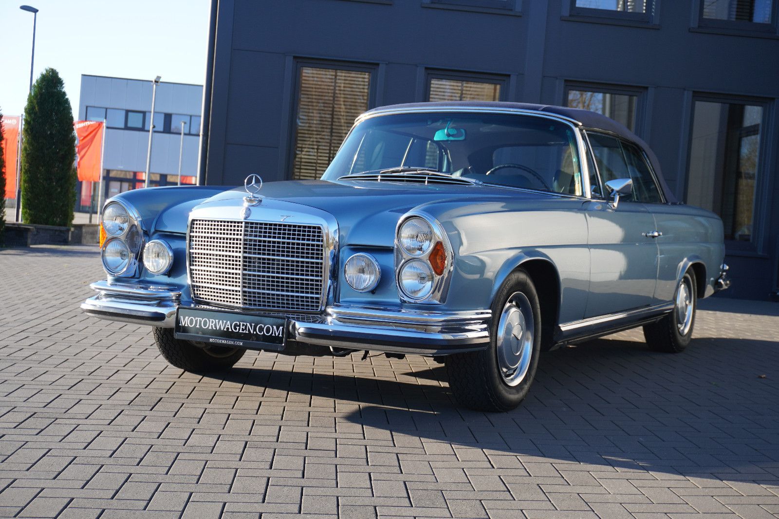 Fahrzeugabbildung Mercedes-Benz 280 SE 3,5 Cabriolet