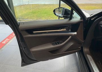 Porsche Panamera - 9