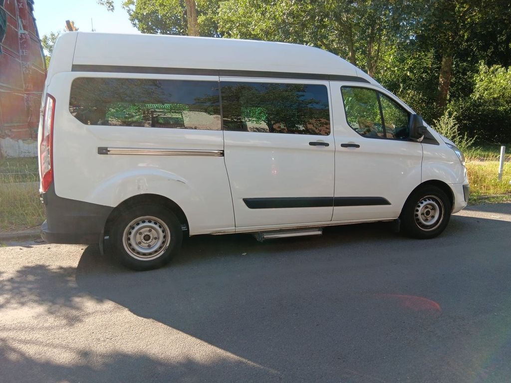 Image of Ford Transit Custom