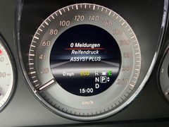 MERCEDES-BENZ GLK 220 CDI / 4x4 / NUR 74.tKM / GARANTIE / AHK MERCEDES-BENZ GLK 220 CDI / 4x4 / NUR 74.tKM / GARANTIE / AHK