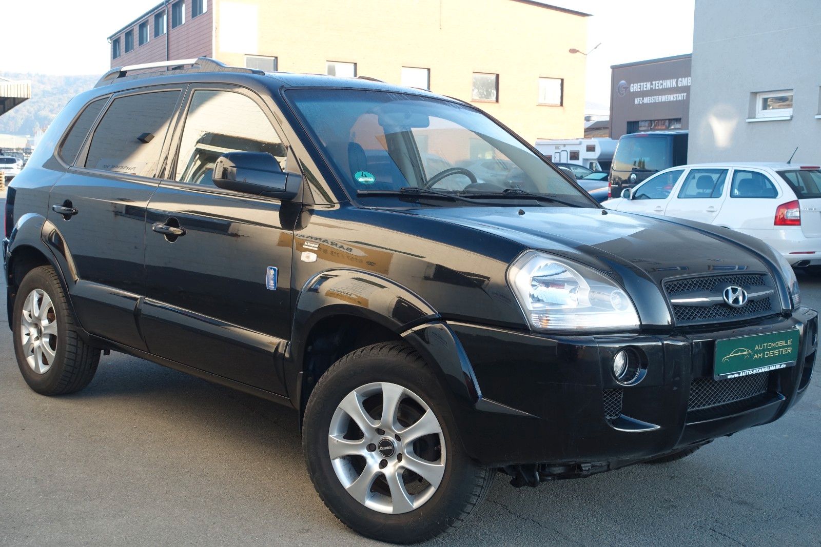 HYUNDAI TUCSON 2.0 16V 141ch TEAM 06 - CUIR - SIÈGES CHAUFFANTS - CLIMATISATION BIZONE - ATTELAGE - JANTES ALLIAGE