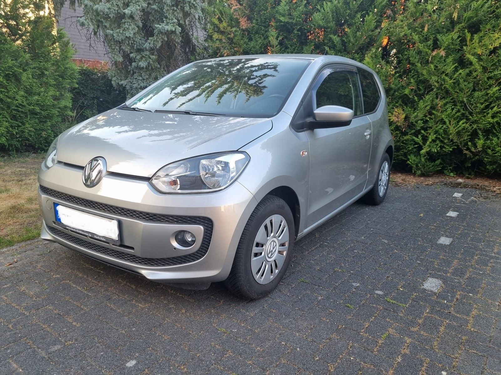 VW Volkswagen Up! 1.0  1. Hand  Nur 20.100 ...